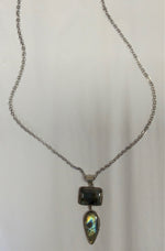 Load image into Gallery viewer, Kashi pendant necklace
