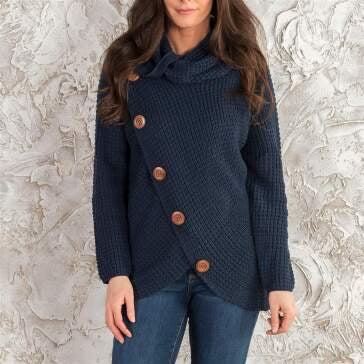 Knit sweater with Buttons